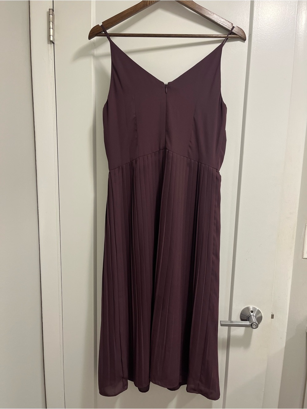 LOFT - Plum Pleated Midi Dress with Spaghetti Straps - Picture 4 of 4